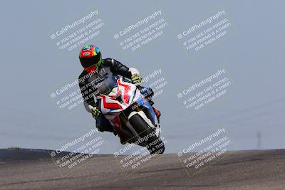 media/May-22-2023-Fastrack Riders (Mon) [[ae7626d9d8]]/Level 2/1230pm (Outside Grapevine)/